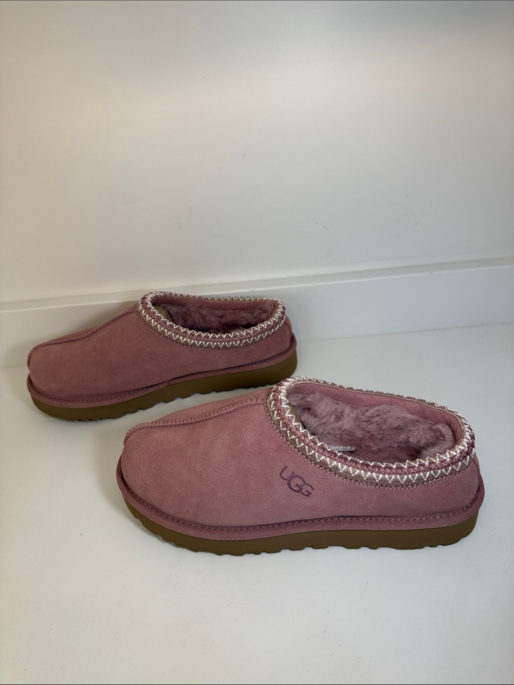 UGG Tasman II Suede Mule Slippers in ‘Pink Dawn’ - Size 9 - Like New - Picture 2 of 9